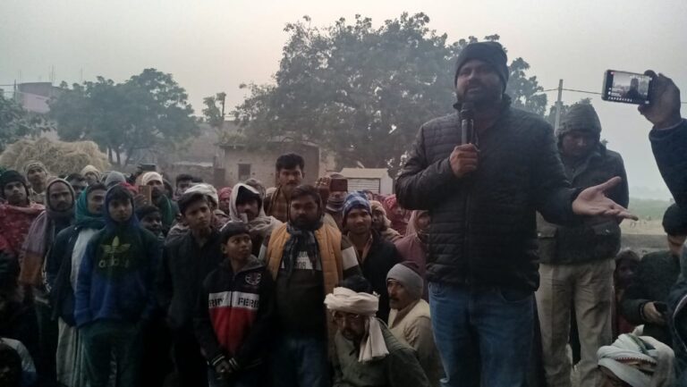 चौसा में हुए घटना को लेकर माले विधायक ने प्रशासन को माना जिम्मेदार