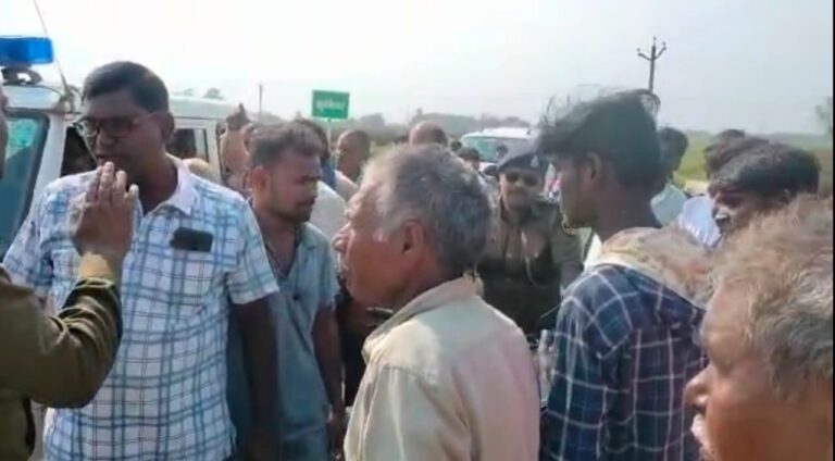 मुखिया और धनसोई पुलिस के बीच हुई झड़प का वीडियो हुआ वायरल.