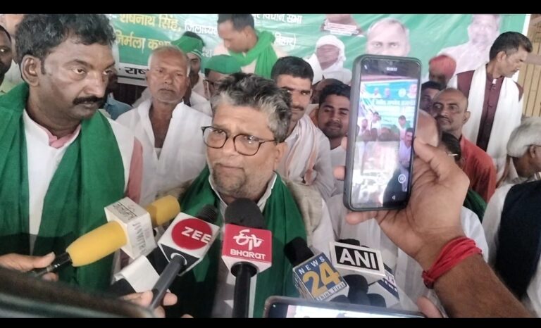 राजस्व मंत्री का दावा: अगले वित्तीय वर्ष तक कोई गरीब नहीं रहेगा भूमिहीन