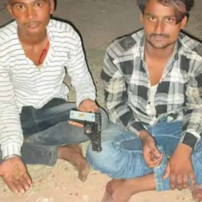 हथियार एवं कारतूस के साथ अपराधी हुए गिरफ्तार