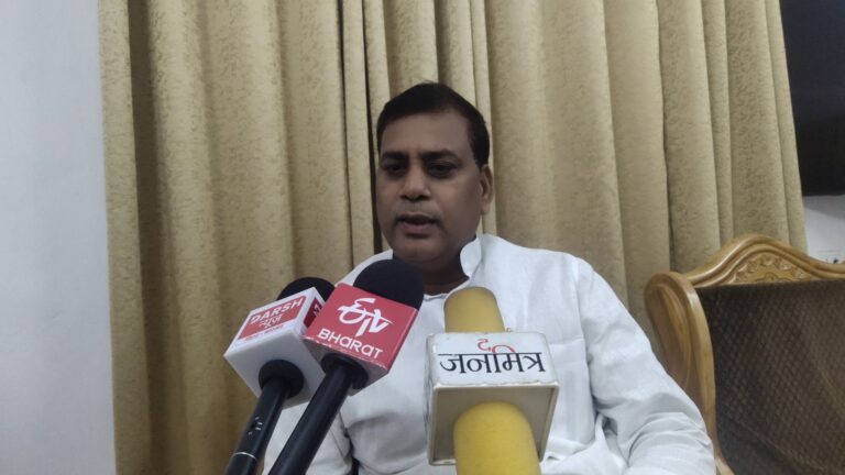 महादलितों के उत्थान के लिए किया जा रहा है सर्वेः  संतोष निराला