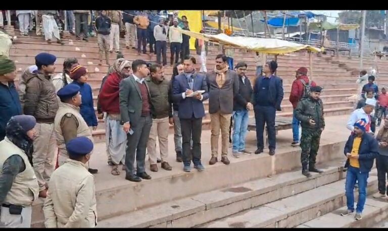 27 को बक्सर आएंगे सूबे के मुख्यमंत्री,  जिलाधिकारी ने लिया जायजा