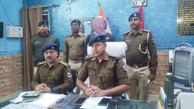 लोकसभा चुनाव को लेकर बक्सर पुलिस सक्रिय, 65 लाख की शराब के साथ दो तस्कर गिरफ्तार.