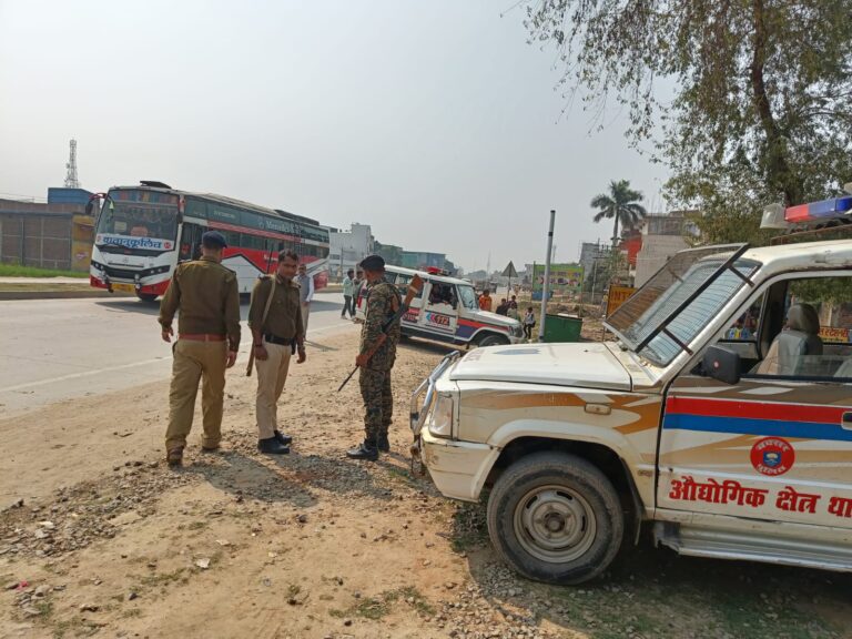 मैट्रिक के परीक्षार्थी आपस में भिड़े, जमकर चले लाठी-डंडे