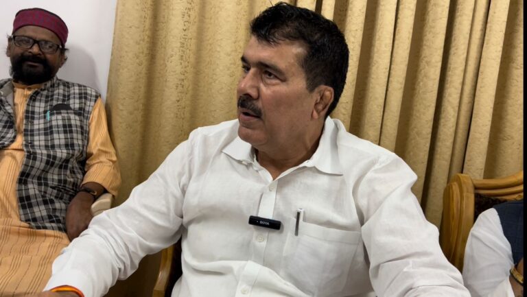 बक्सर लोकसभा से ददन पहलवान ने ठोकी ताल.