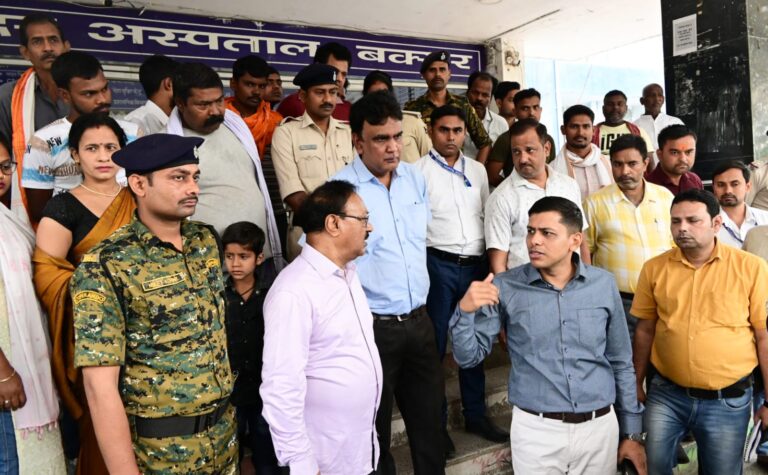 सदर अस्पताल बक्सर का औचक निरीक्षण हुआ
