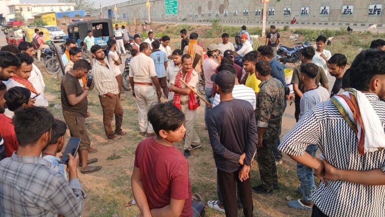 एकतरफ़ा प्यार में सरेआम हंगामा