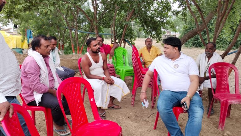 नेक पहल: अहियापुर पीड़ित परिवार को लिया गोद