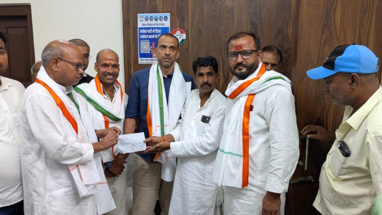संजय राम की कांग्रेस में एंट्री, विश्वनाथ पर संकट
