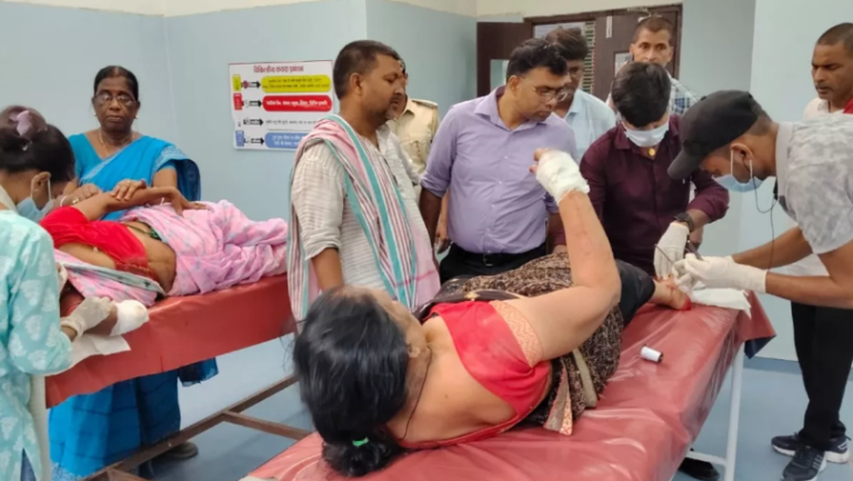 चौसा-बक्सर मार्ग पर ई-रिक्शा दुर्घटना, सात घायल