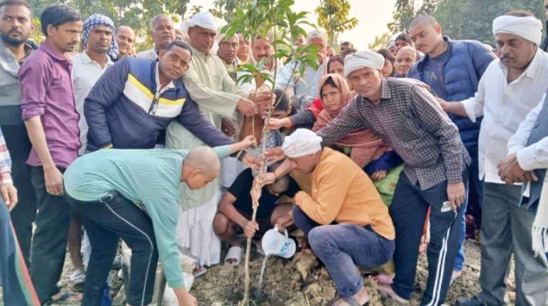 मृत बेटे की स्मृति में हिंदू परिवार ने कायम की भाईचारे की अनूठी मिसाल