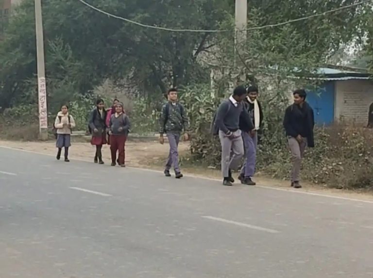 बढ़ती ठंडः कक्षा 1 से 8 तक के स्कूल 25 दिसंबर तक बंद