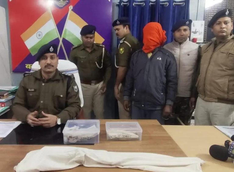 अवैध हथियारों के खिलाफ मामलों में एक आरोपी गिरफ्तार