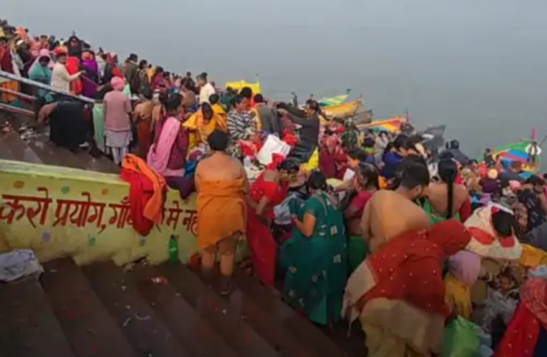 मौनी अमावस्या पर हजारों ने लगाई आस्था की डुबकी