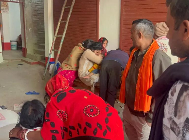 खटाल संचालक ने लगाई फांसी