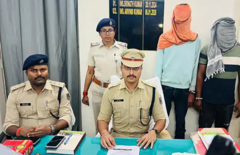 पुलिसकर्मियों पर हमला करने वाले दो शराब तस्कर गिरफ्तार