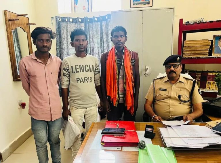 तीन साल से लापता एमपी के युवक की घर वापसी