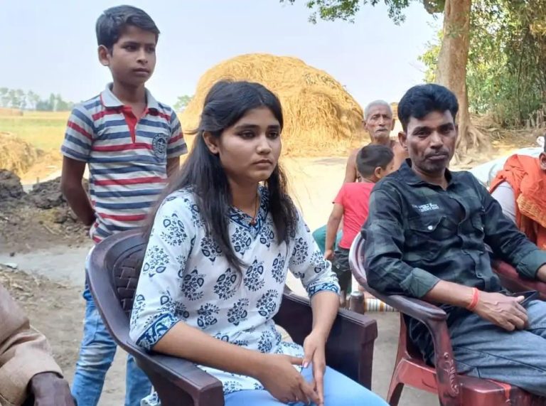 अनुपा कुमारी ने बिहार मैट्रिक परीक्षा में हासिल किया तीसरा स्थान
