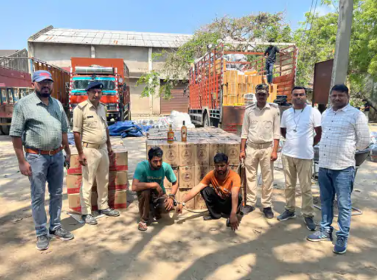शराब तस्करी पर बड़ी कार्रवाई, भारी मात्रा में विदेशी शराब जब्त