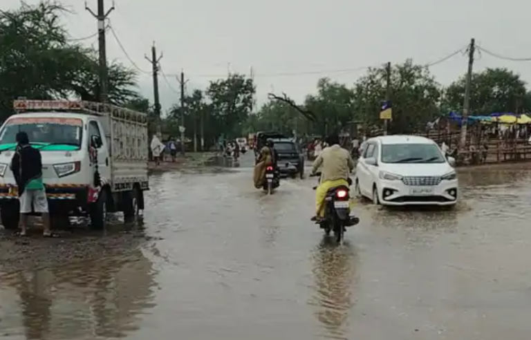 बारिश ने दी गर्मी से निजात, किसान खुश