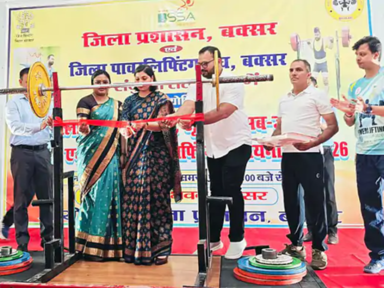 उमाशंकर बने जिला पावरलिफ्टिंग चैंपियन