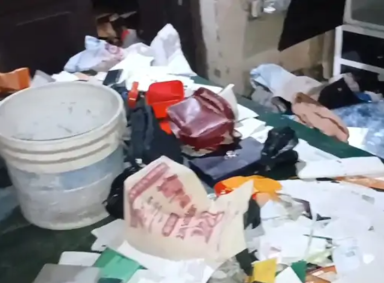 अस्पताल परिसर में सरकारी आवास से भारी नकदी और जेवरात चोरी