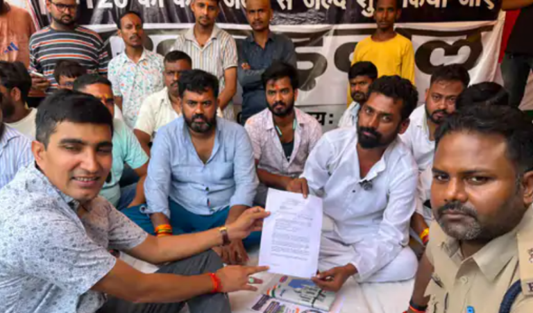 जर्जर एनएच-120 के खिलाफ आंदोलन को माले का समर्थन