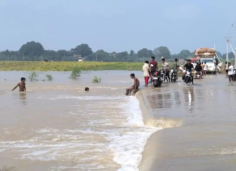 गंगा का जलस्तर चेतावनी निशान से नीचे आया