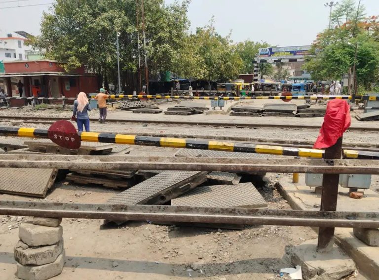 इटाढ़ी रेलवे गुमटी दोबारा खुलने को मिली मंजूरी