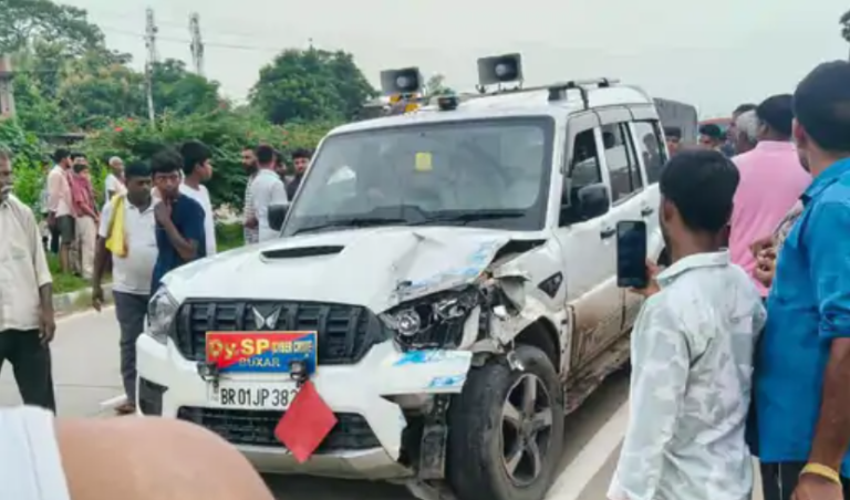डीएसपी की सरकारी गाड़ी का हुआ हादसा