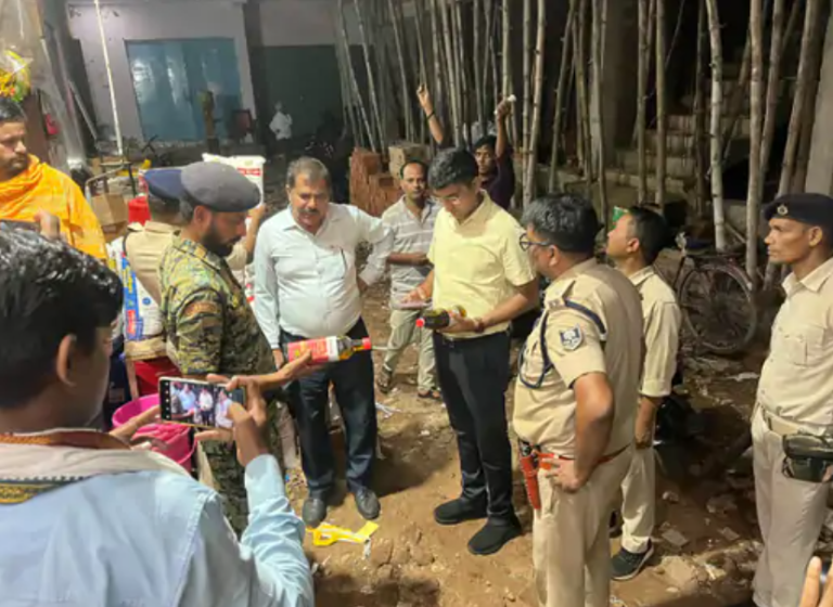 घटिया खाद्य पदार्थ के मामलों पर प्रशासन की सख्तीः दुकानें सील, सैंपल जांच को भेजे गए