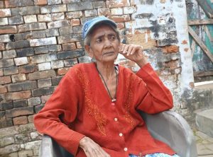 नदी के पास मिले शव की शिनाख्त हुई